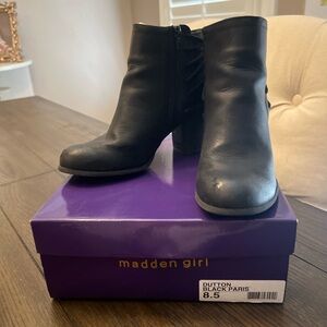 Madden Girl Black Booties 8.5
